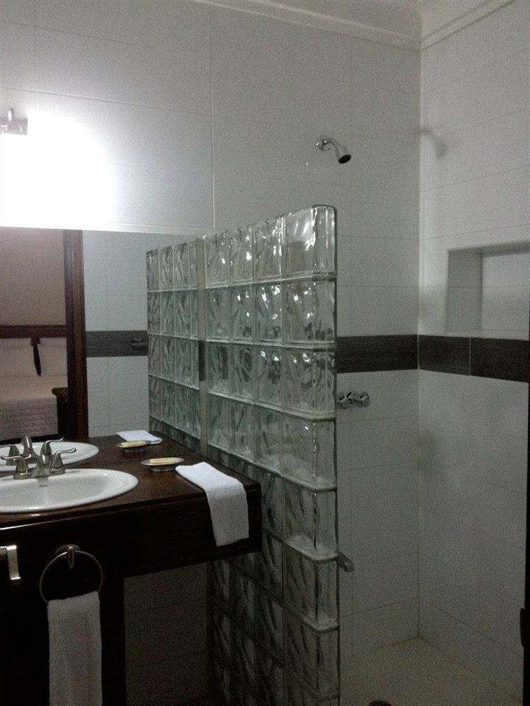 Hotel La Cretonne Les Cayes Extérieur photo